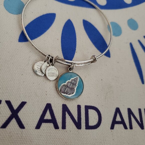 Alex and Ani Nautilus Conch Shell Expandable Charm Bangle Color Infusion    72 - Picture 1 of 3
